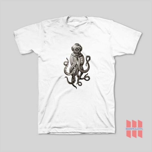 Squid with Diving Helmet T-Shirt